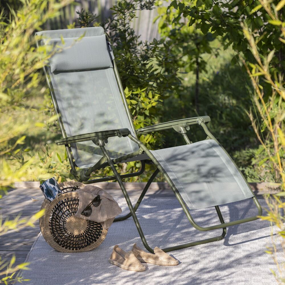 RECLINING CHAIR