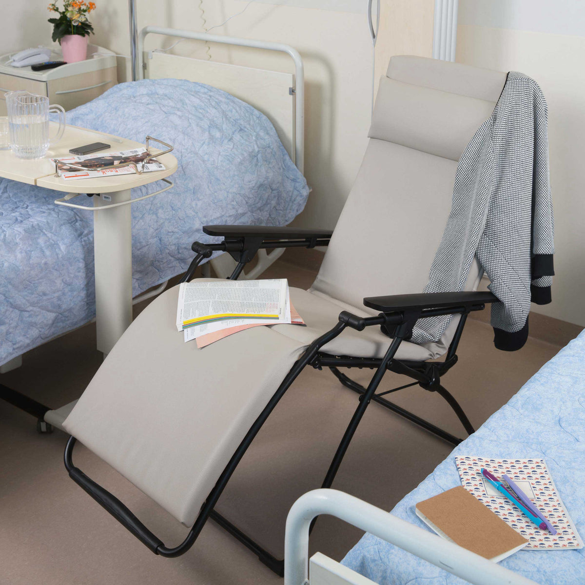 RECLINING CHAIR VITAL