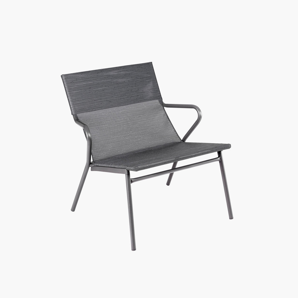 SET OF 2 LOW LOUNGE CHAIRS