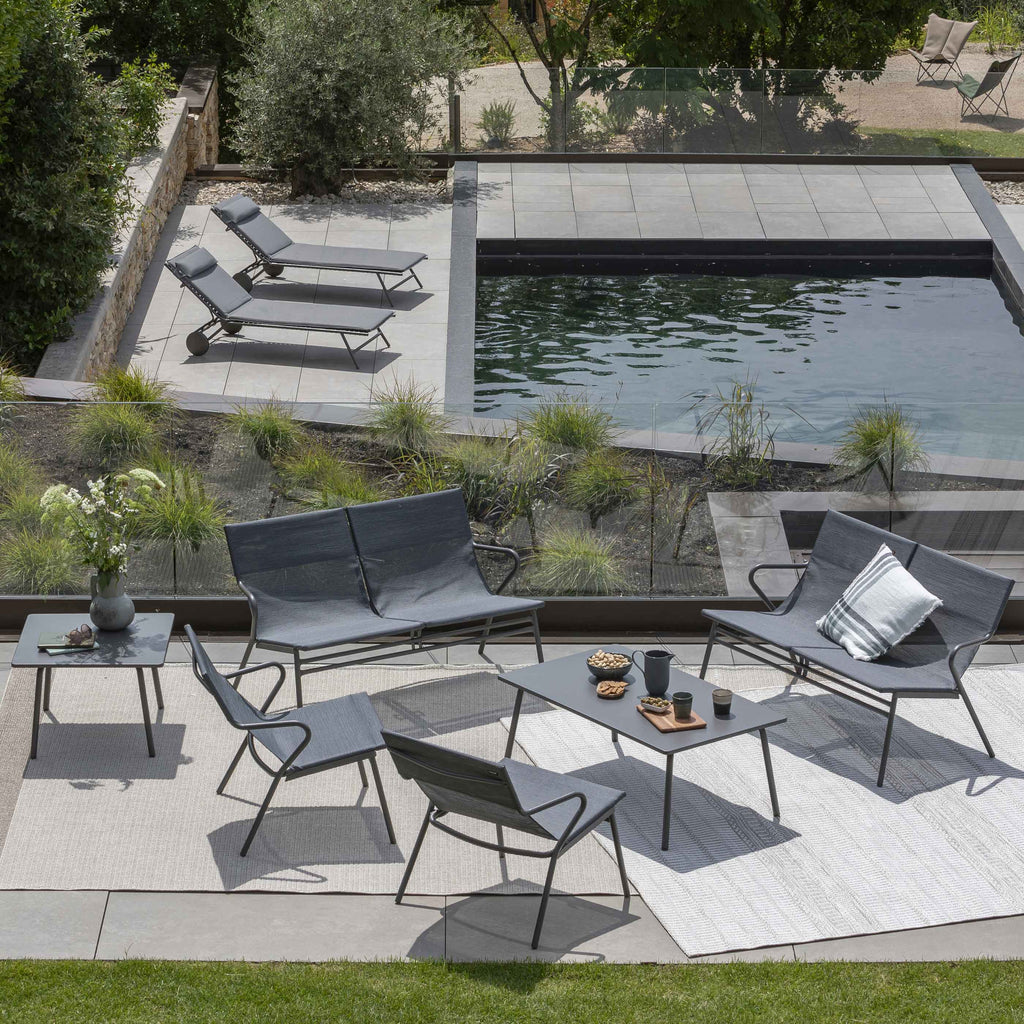 LOW SQUARE OUTDOOR TABLE